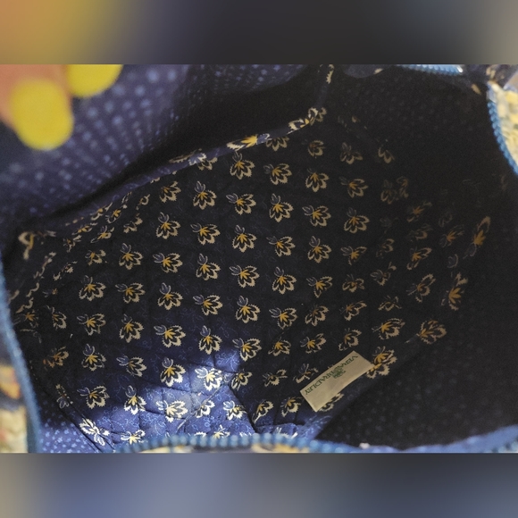 Vera Bradley Floral Purse - Picture 6 of 7